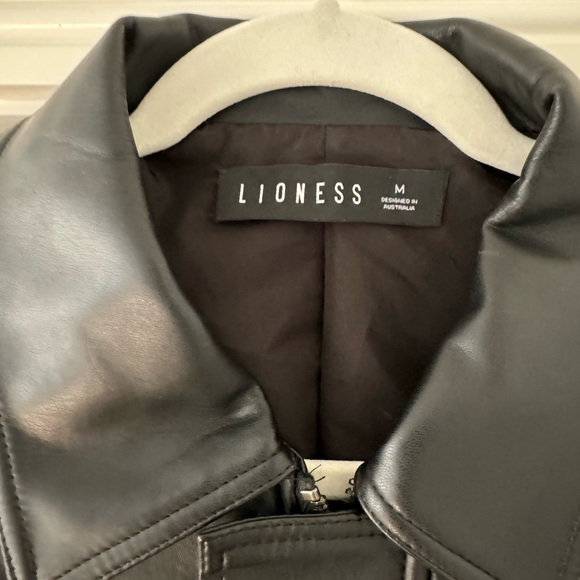 Lioness Black Bomber Jacket for women - Picture 3 of 7